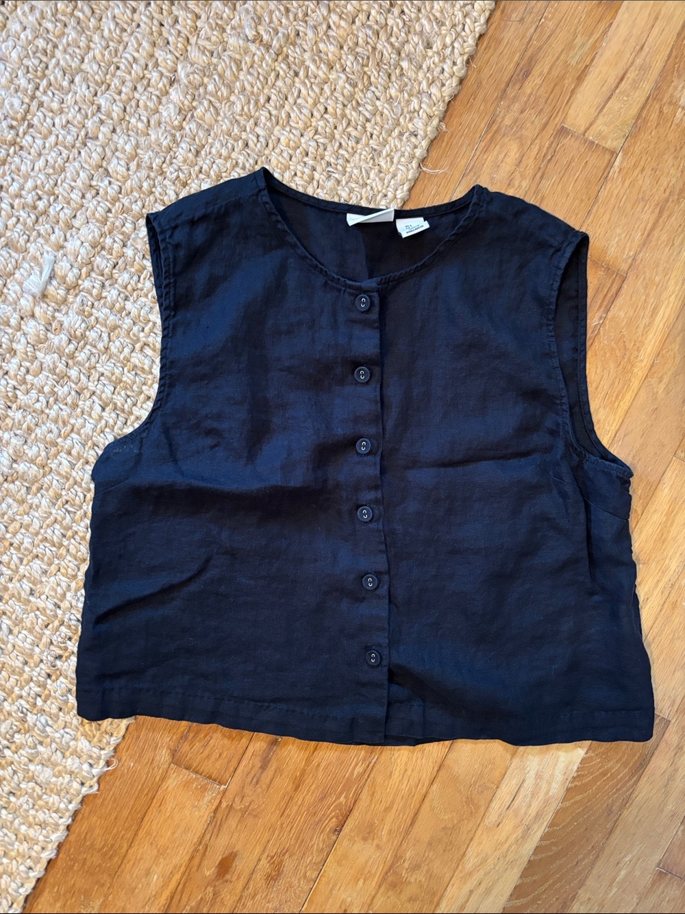 Rachel Zoe Black Sleeveless Button-Down Linen Top